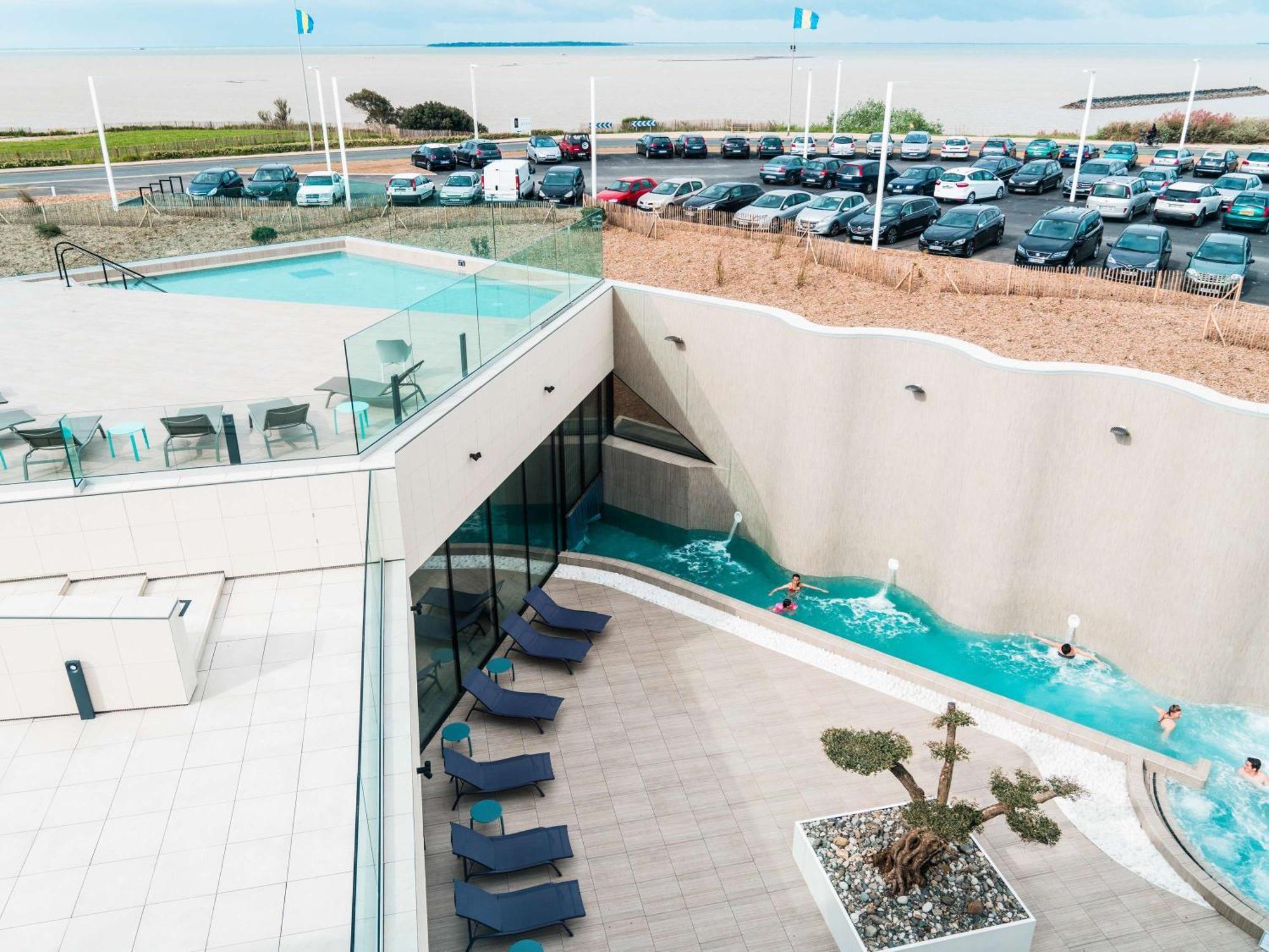 Ibis Styles La Rochelle Thalasso Chatelaillon エクステリア 写真